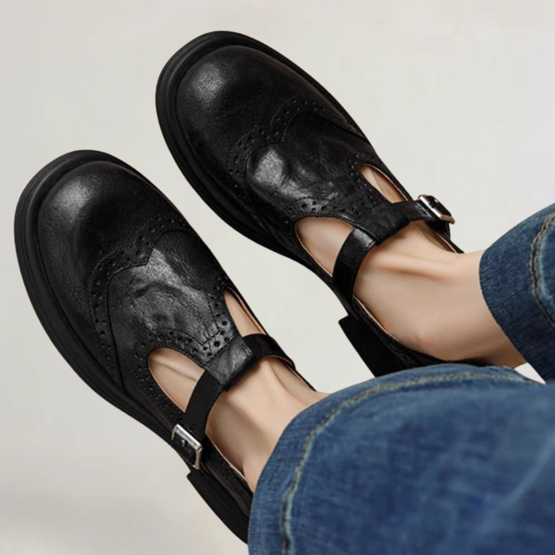 ALEXANDRA | SCARPE IN PELLE LUCIDA DALLO STILE CLASSICO
