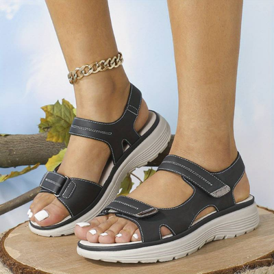 Amaranta | Sandali estivi confortevoli con strappi