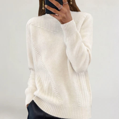 FRANCESCA | MAGLIA IN LANA SOFFICE CON DETTAGLI A RILIEVO