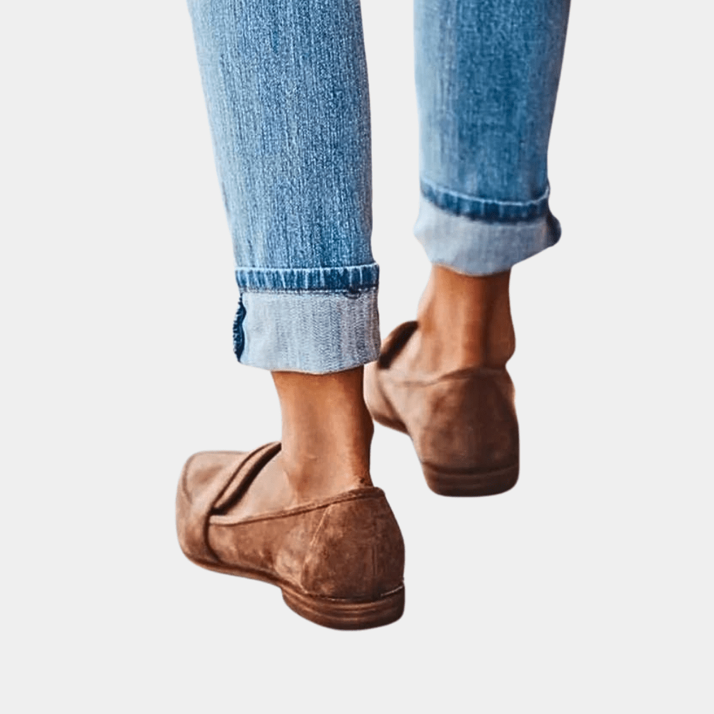 VIVIANA | MOCASSINO A PUNTA CON LINEA ELEGANTE
