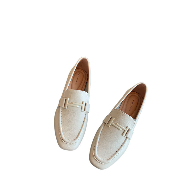 VIVIANA | MOCASSINO ELEGANTE CON DETTAGLIO METALLICO