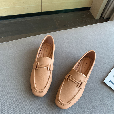 VIVIANA | MOCASSINO ELEGANTE CON DETTAGLIO METALLICO